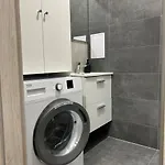 Urban Chic 1 *